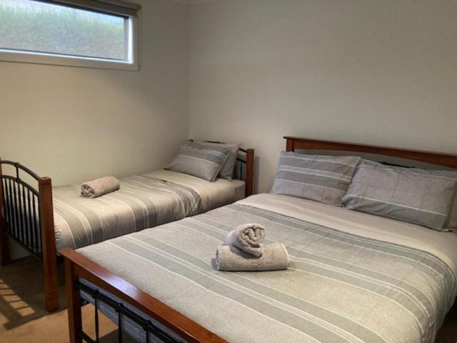 Venus Haven - Beach 1, Linen, Wifi, Netflix Venus Bay Eksteriør billede